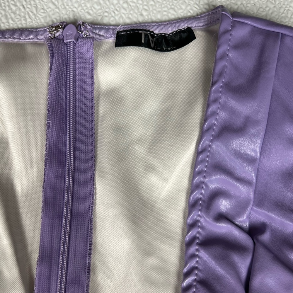 Lavender Faux Leather V-Neck Bodysuit & High Waist Mini Skirt Set Size M New - Picture 10 of 13